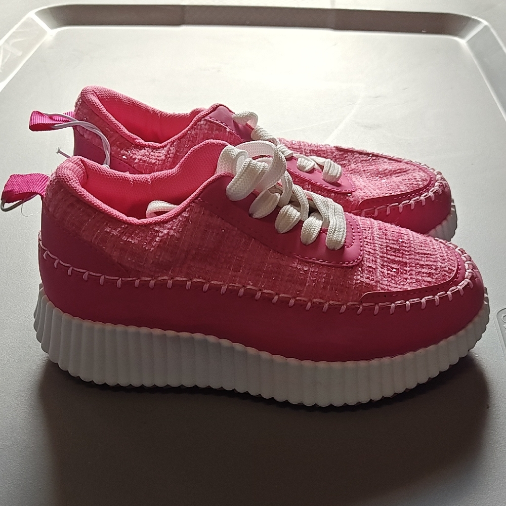 Gigil Pink Kids Shoes with White Accents
